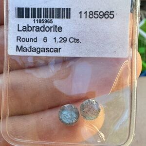 1.29 carats genuine Labradoritre pair loose